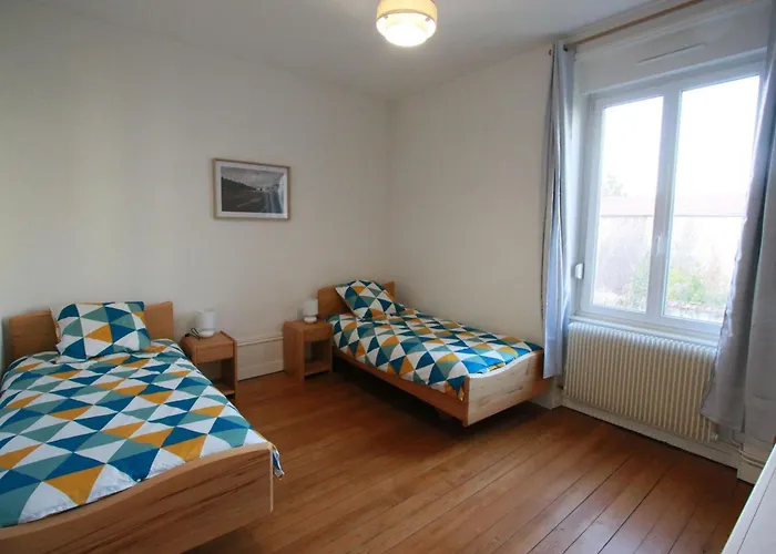 Spacieux A Luneville, Proche Des Attractions - Fr-1-584-366 *